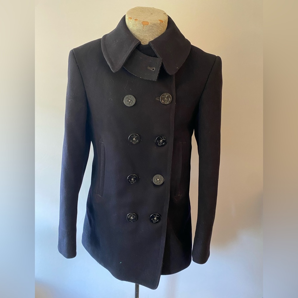Vintage WW II authentic wool Naval Pea Coat. So sharp/very nice condition.